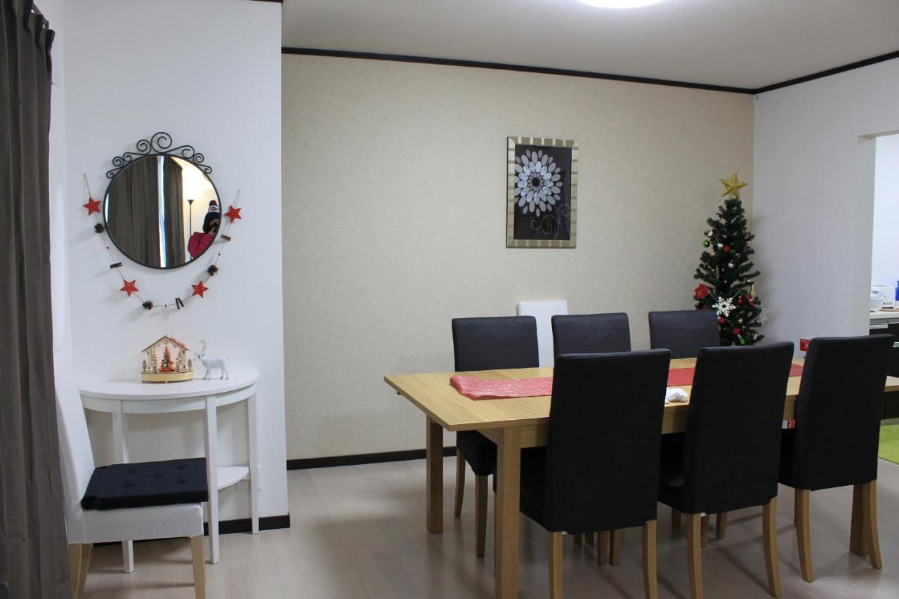 Alpine Chalets Hakuba Bagian luar foto